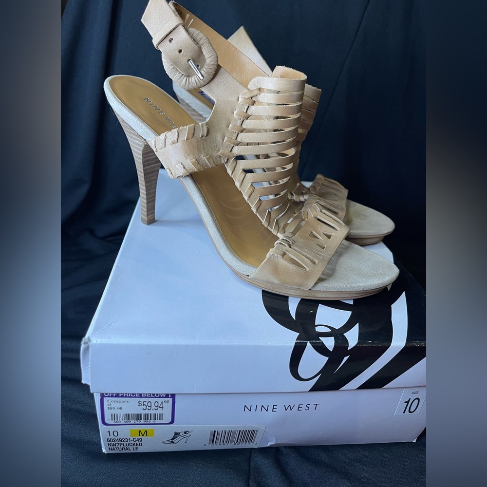Nine West Natural Colored Heels, size 10.